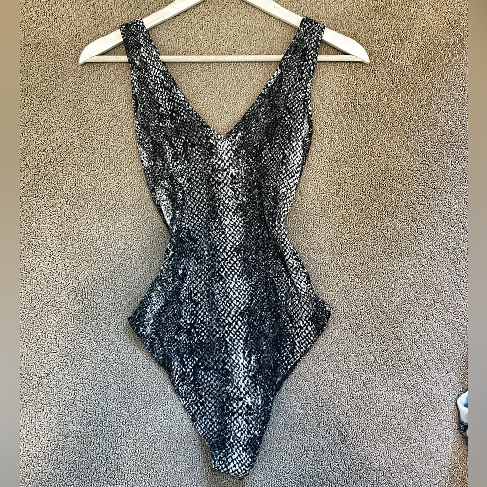 Abound Monochrome Snake Print Tank Top